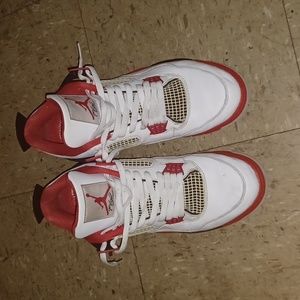 Jordan 4s